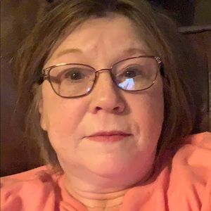 Meet your Posher, Debra